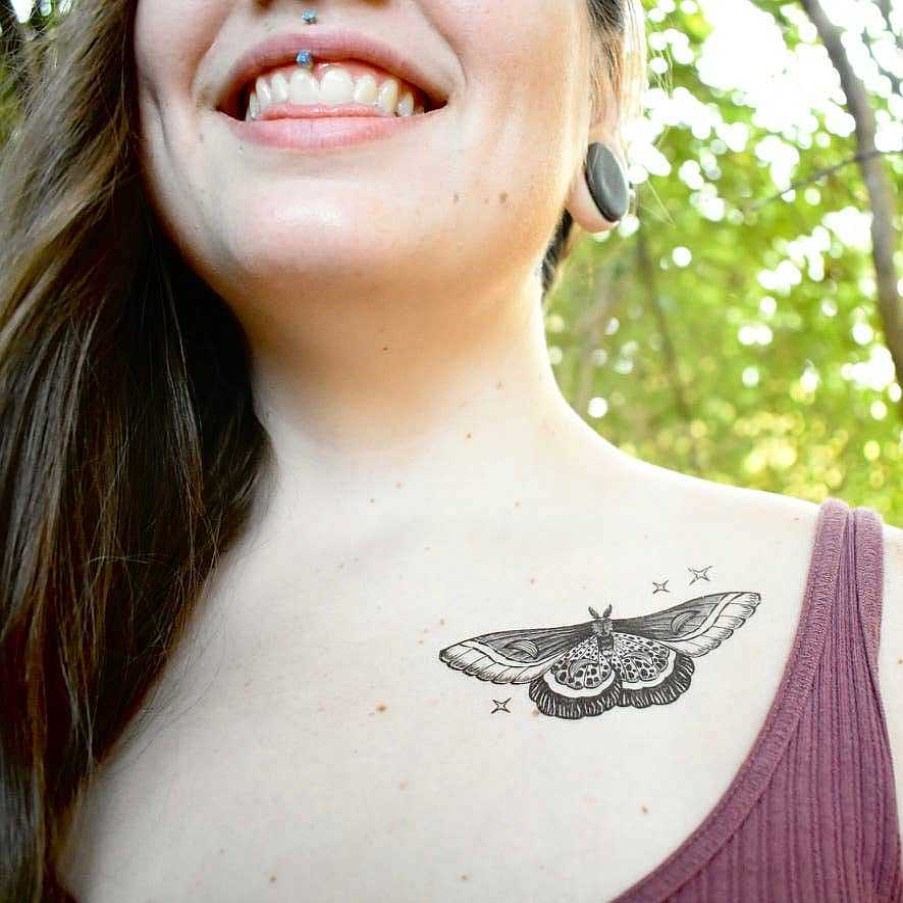 LARISSA LODEN Night Moth Temporary Tattoo Beauty & Wellness